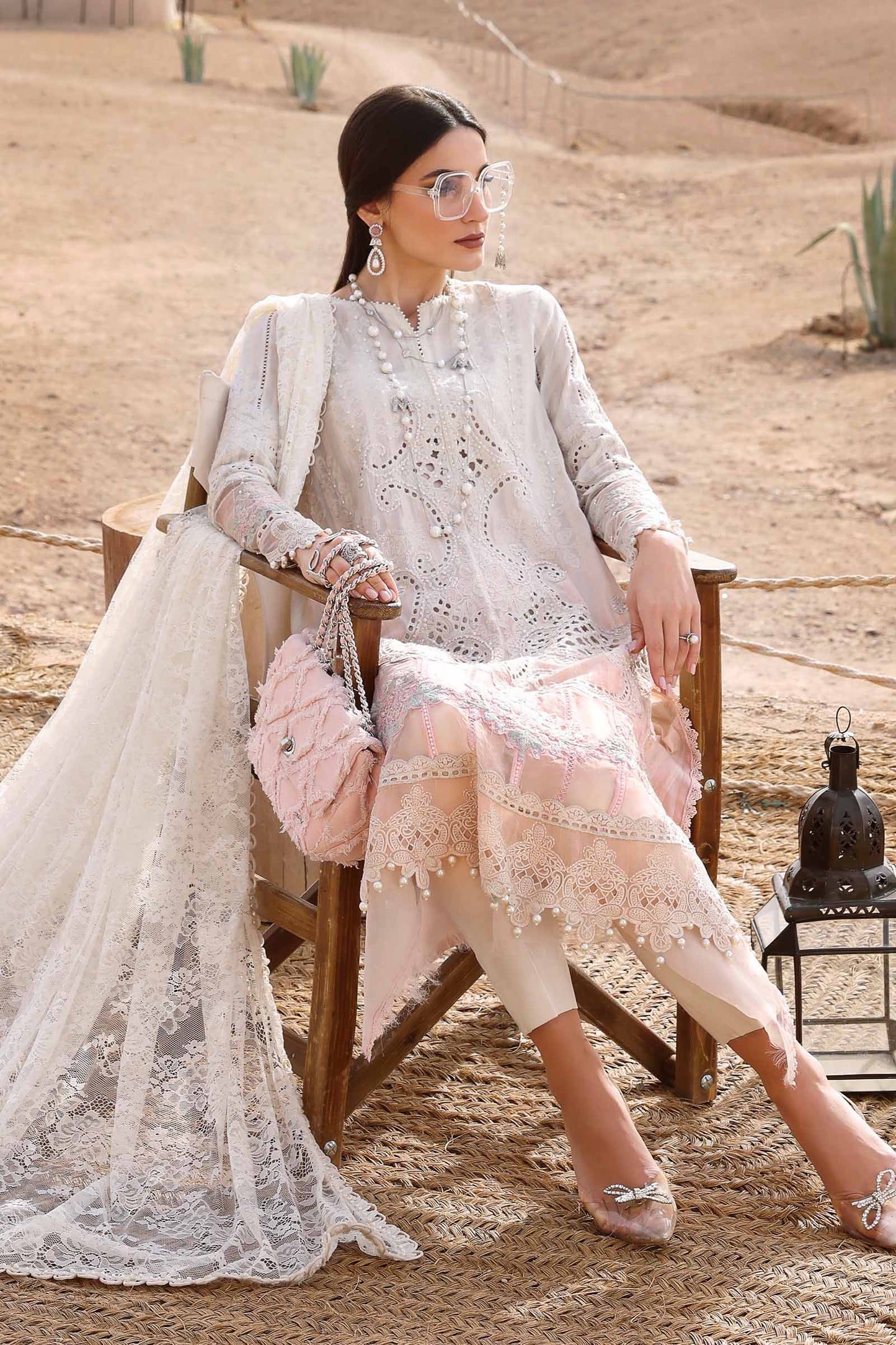 Pure Lawn Off White Chickenkari Dress : LL298