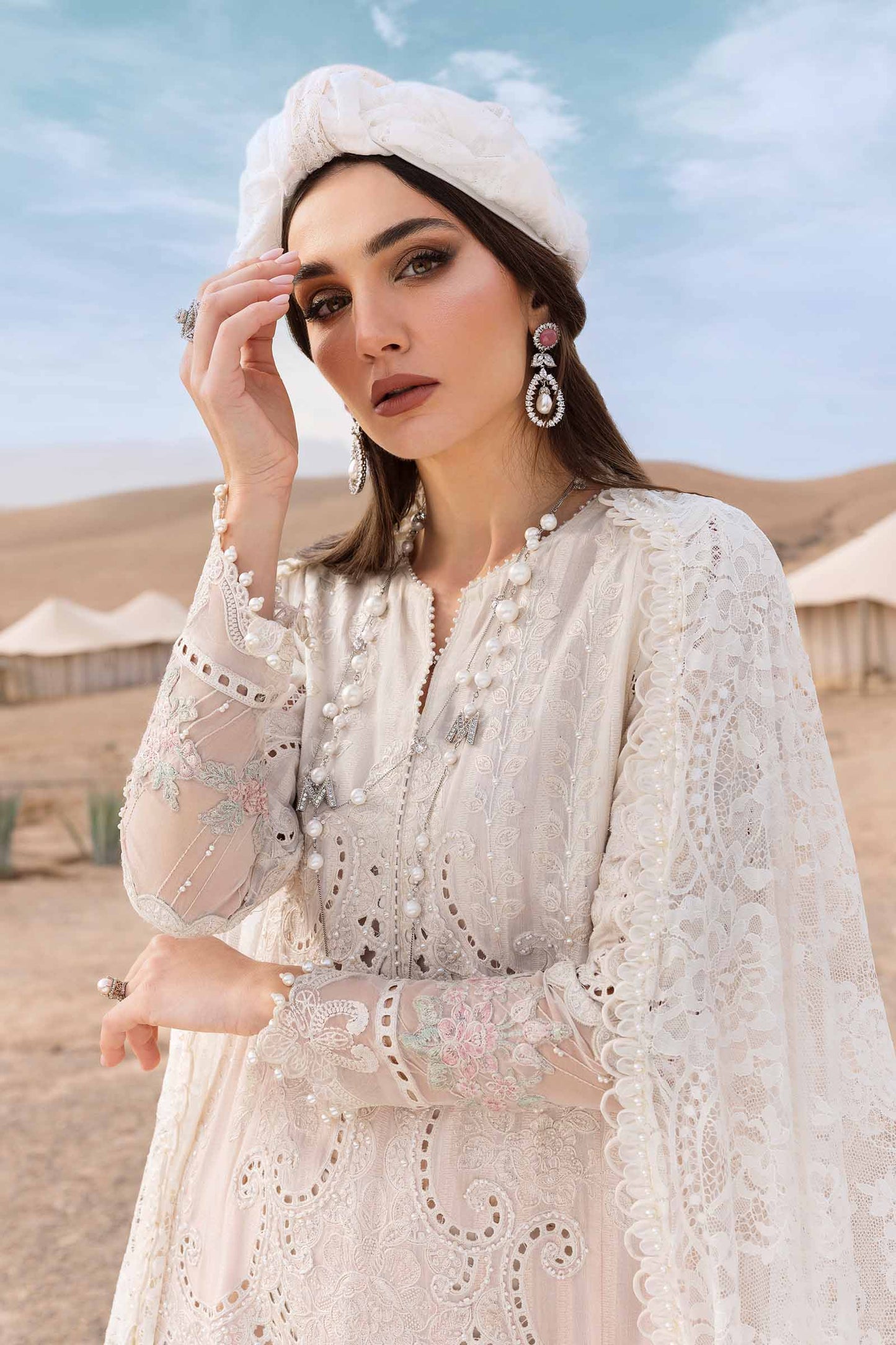 Pure Lawn Off White Chickenkari Dress : LL298