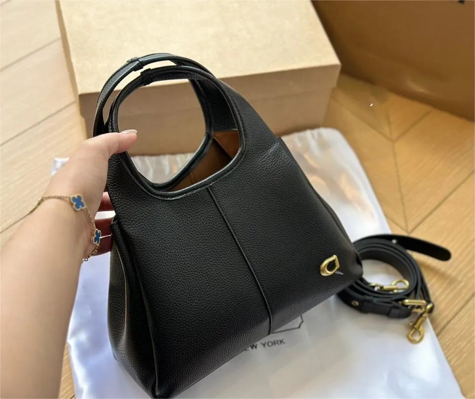 Coach CM545 Lana Shoulder Bag – Premium Edition