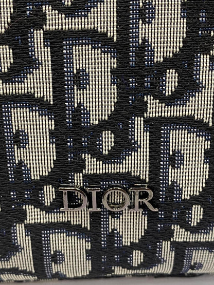 Christian Dior Weekender 25 – Oblique Jacquard | Model 22891