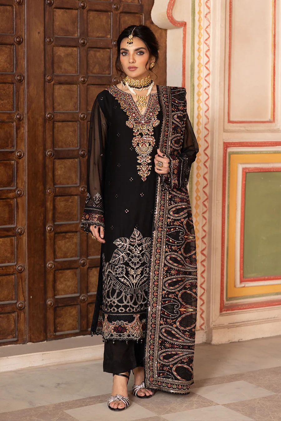 Pure Chiffon Black Embroidered Wedding Dress - WW337