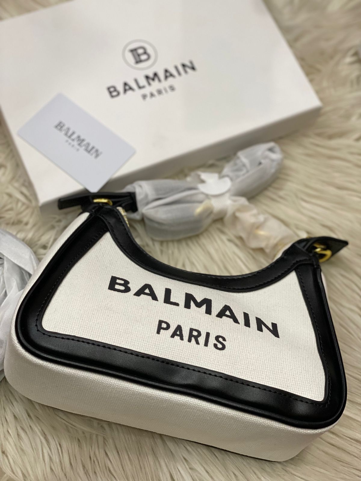 Balmain BA329 – Premium Designer Bag Complete Set