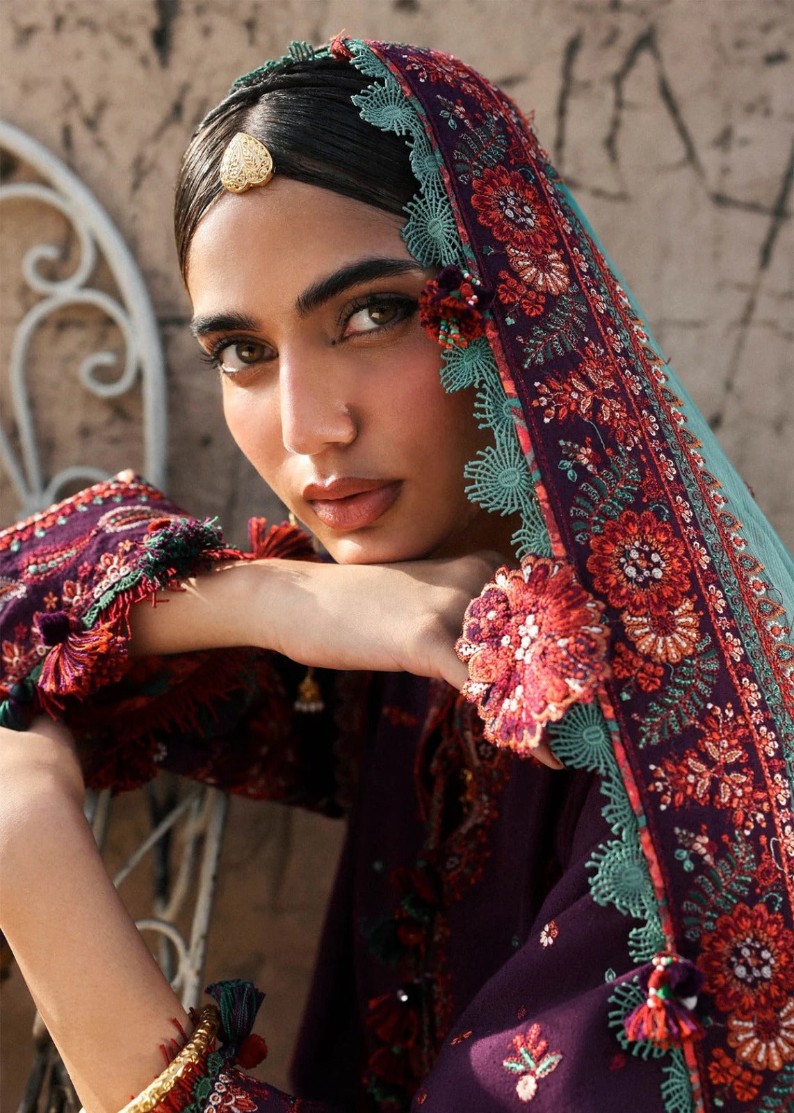 Pure Lawn Chickenkari Eid Outfit - LL418