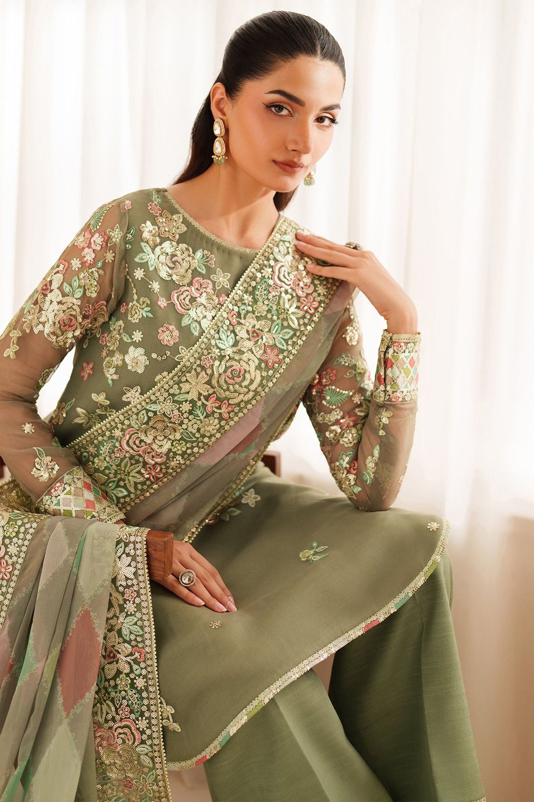 Pure Chiffon Green Embroidered Wedding Dress - WW407