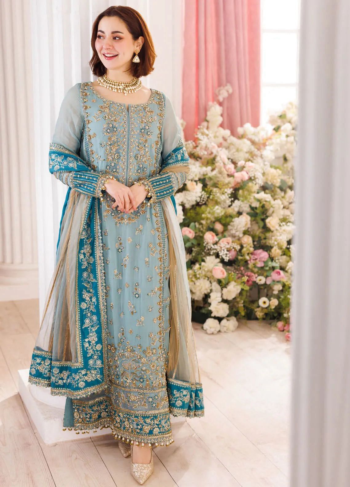 Pure Chiffon Elegant Embroidered Wedding Dress - WW418