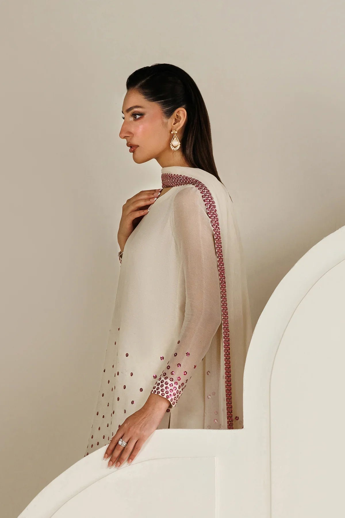 Pure Chiffon Embroidered Wedding Dress - WW504